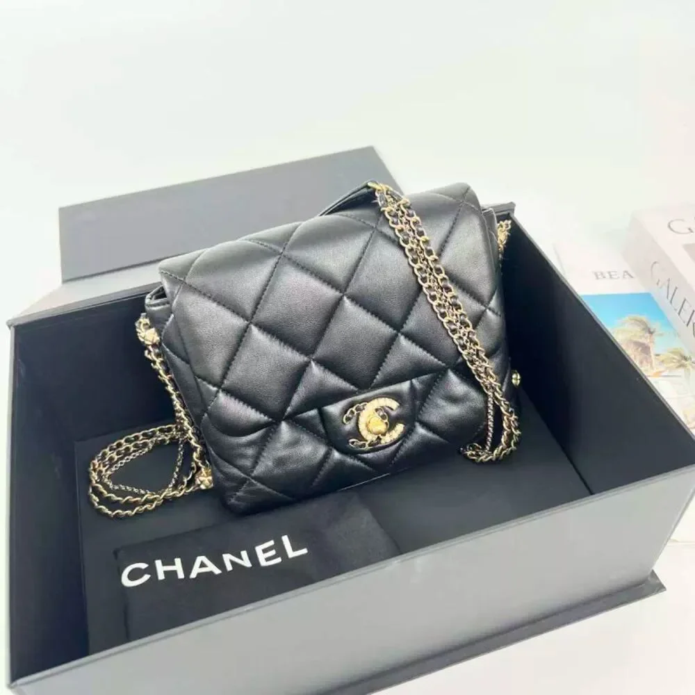 Chanel Women Pre-Loved Bag Very Good Condition